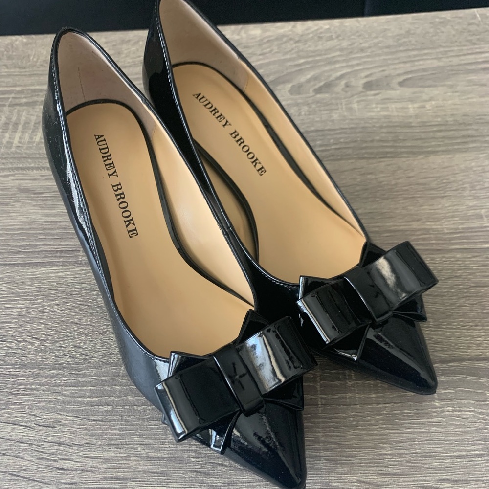 Audrey Brooke Black Heels